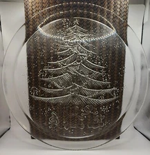 Vintage Christmas Platter "Les Verreries De Saint Gobain Duralex" 13in France