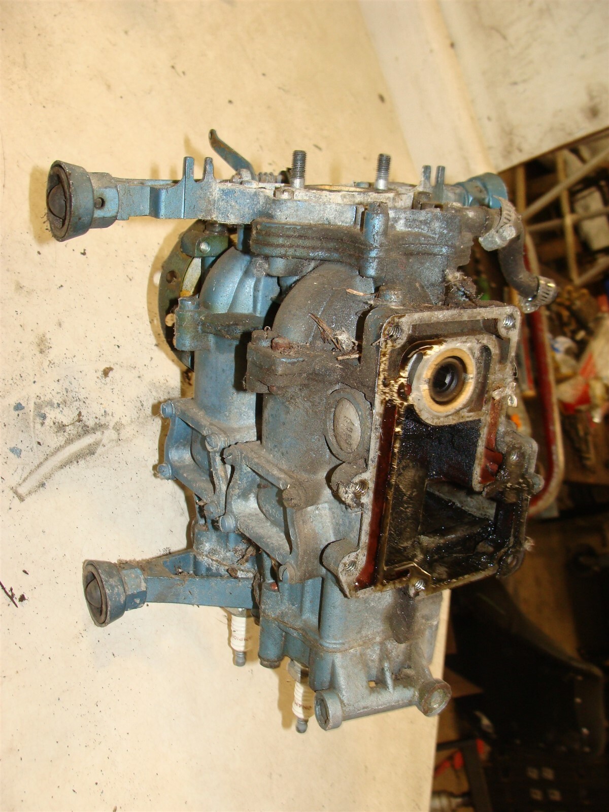 1955 EVINRUDE Fleetwin 7.5hp outboard powerhead engine motor power head