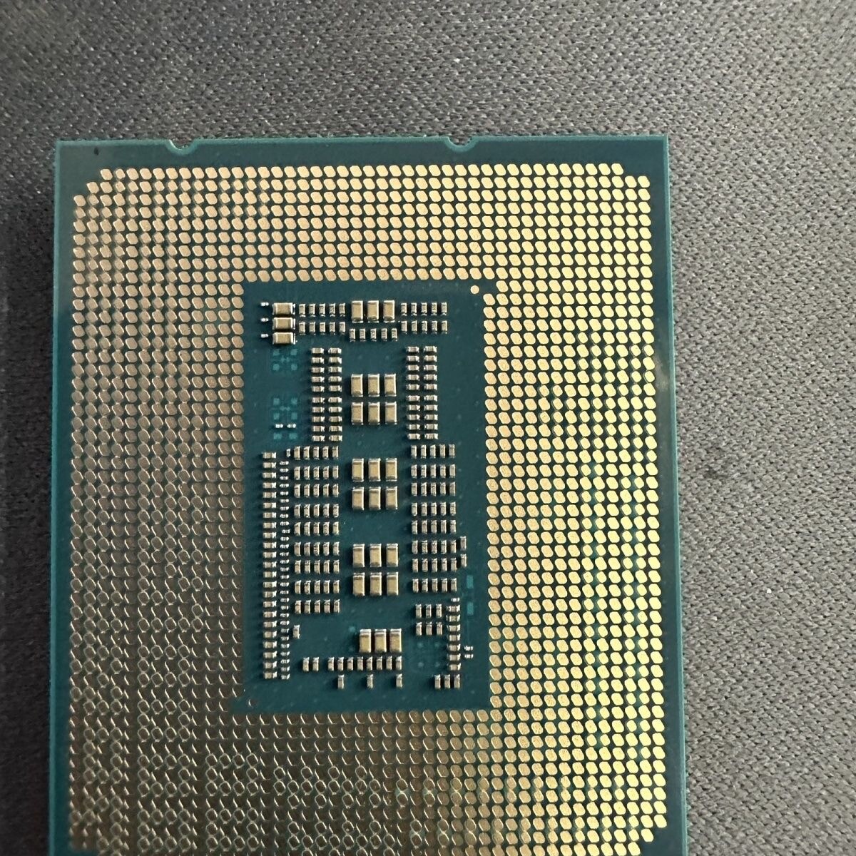 Intel Core i5-13600KF CPU 14C/20T LGA1700 Support ROG