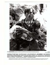 643 Dwier Brown Carey Lowell The Guardian 1990 lot of 2 vintage photos