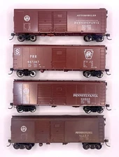 HO scale lot of four (4) BOWSER PRR 40' box cars METAL WHEELS KNUCKLE COUPLERS