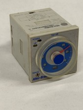 used Allen Bradley 700-HRM12TA17 Timing Relay 700-HR