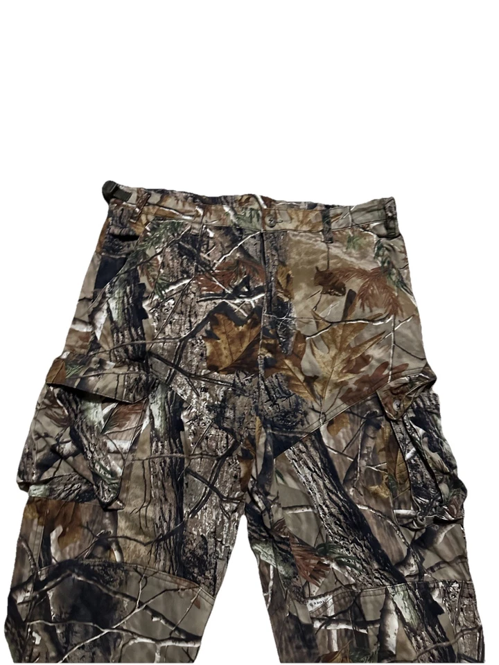 Calça Camuflada Masculina Realtree Vencedora do Jogo Média HD Camuflagem Caça Madeira Folhas Árvore - Imagem 4 de 4