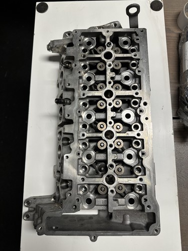 BMW X1 F48 Zylinderkopf 85136810500 33231323 2.0 Diesel 140kw 201722185283