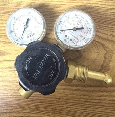 Generics  CGA580 Argon Co2 Gauges Gas Welding Regulator