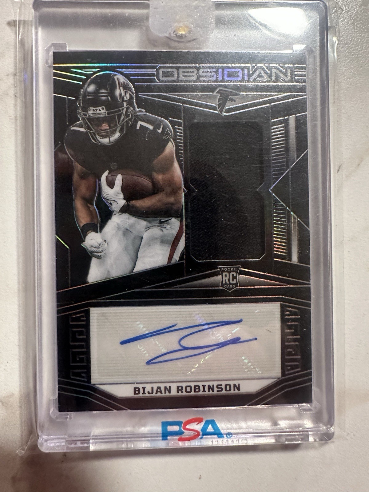 2023 Panini Obsidian - Rookie Jersey Autographs Bijan Robinson #240 /199