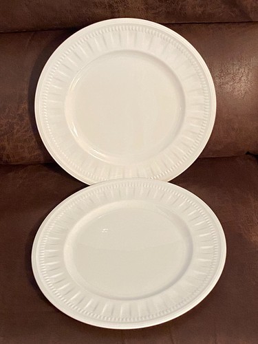 Wedgwood England Bone China COLOSSEUM Two (2) Dinner Plates Near Mint - Picture 2 of 10