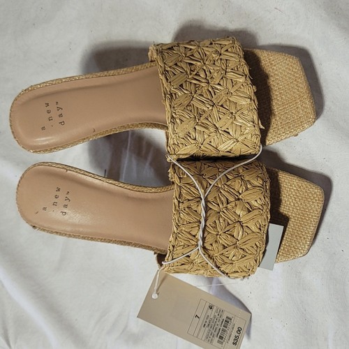 A New Day Women's Tan Woven Mules - Picture 2 of 6