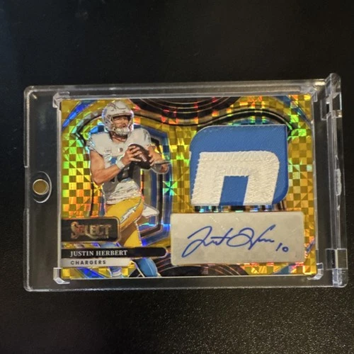2024 Panini Select Jumbo Signature Swatches Justin Herbert Prizm /10 Chargers