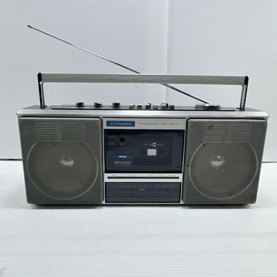 Pioneerステレオラジオカセット SK-350 Pioneer SK-350 Portable Stereo Radio Cassette AM/FM Boombox Made