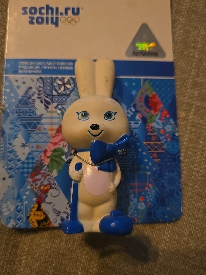 Mascota olímpica de invierno Sochi 2014 curling Foto 2 de 4