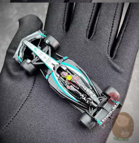 Spark 1/64 Benz AMG F1 W15 2024 44# Racing Resin Diecast Model Car Display Gifts - Picture 10 of 13