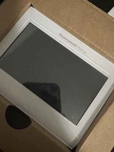 Honeywell Home RTH9600WF Smart Color Thermostat Energy Star Wi-Fi Programmable - Picture 2 of 5