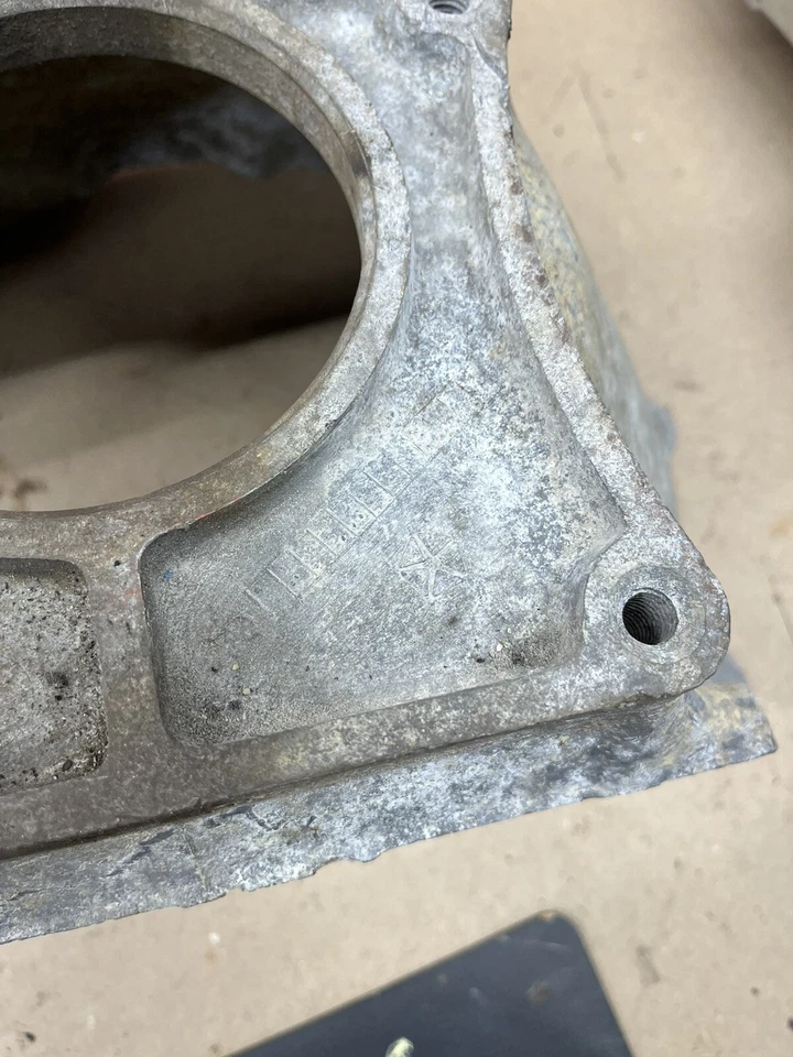 1964 1965 1966 67 68 1976 BARRACUDA ЗАРЯДНОЕ УСТРОЙСТВО DART 6 цилиндров ручной колокол корпус - Изображение 4 из 4