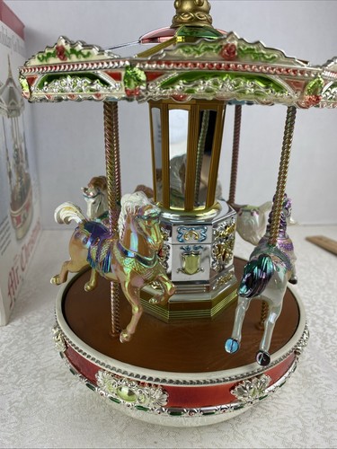 Mr. Christmas The Carousel Metallic Holiday Go Round 25 Songs Tested Works - Picture 4 of 15