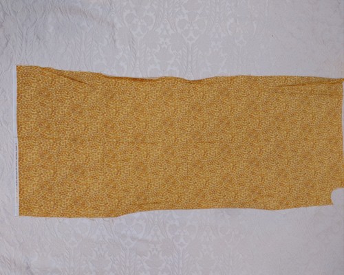 Benartex Fabric 100% Cotton Yellow Orange Daisy Floral Flowers 42"x18" - Picture 6 of 6