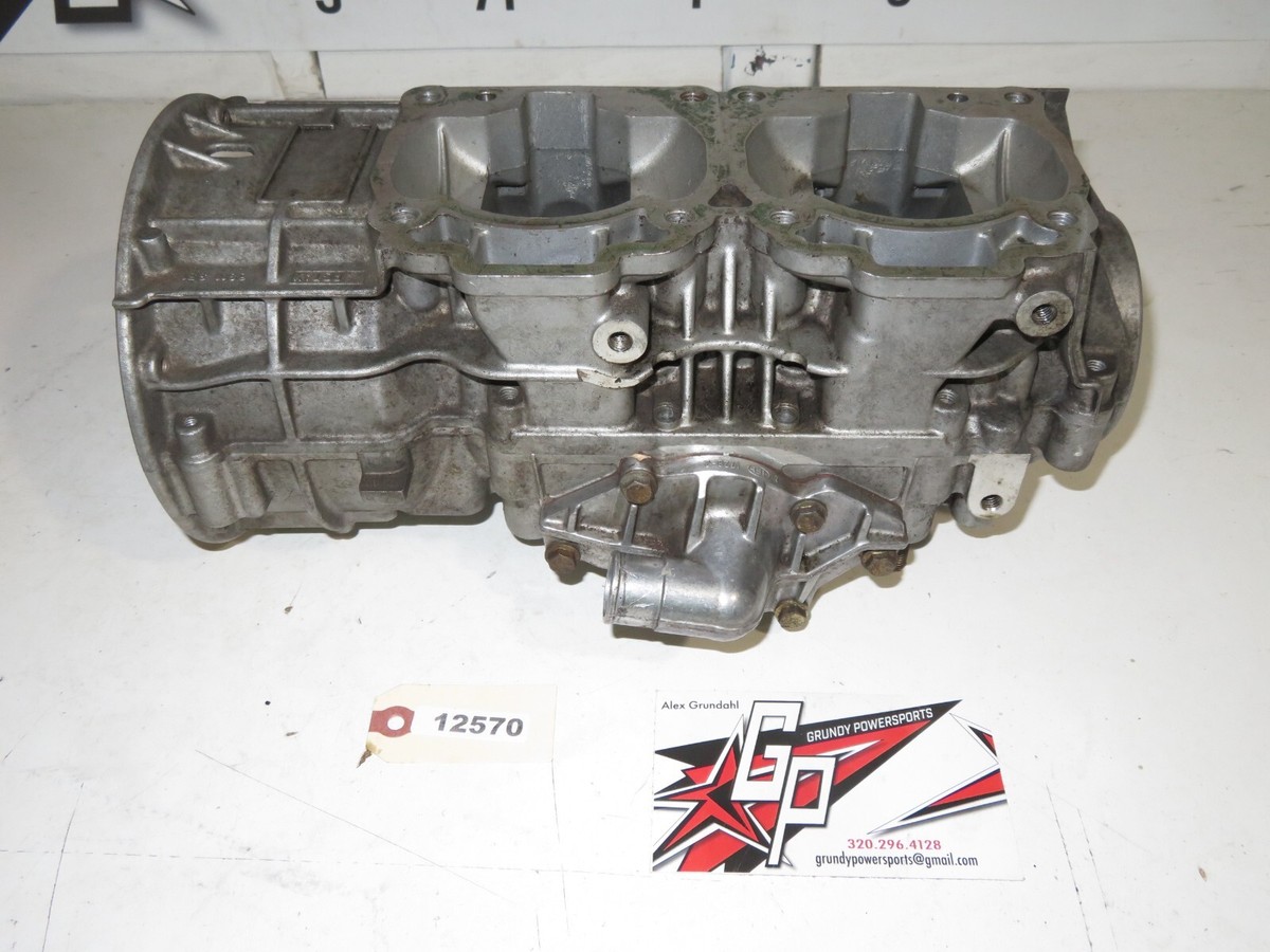 Ski-Doo - 2000 MXZ 700 SB - Crankcase - 420888274 / 420922630