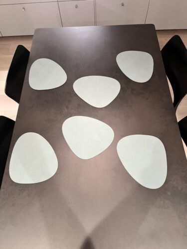 Lind DNA Place Mats, Danish Designer Placemats Leather. Pastel Green - Picture 3 of 3
