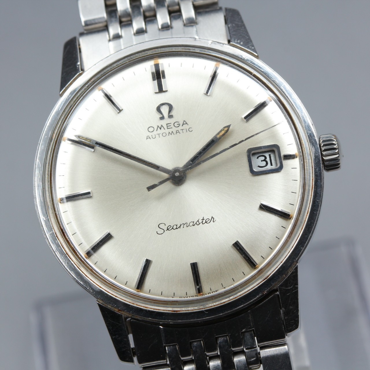 [Near Omega Seamaster Cal. 565 Silver