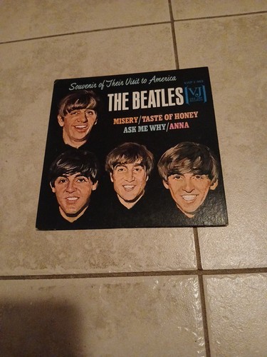  Beatles Souvenir Of Their Visit To America Vee Jay Misery/Anna VJEP 1 -903  45 - Picture 1 of 6