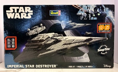 Revell Star Wars Imperial Star Destroyer Plastic SNAP Model Kit Action Light