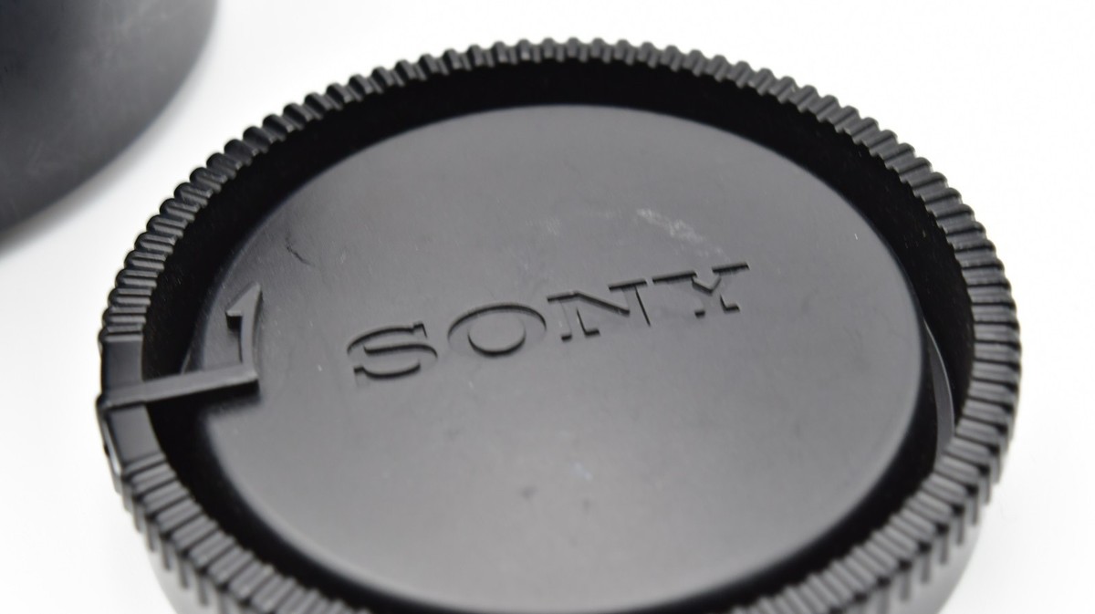 ⏯️[Near Mint] Sony DT 35mm f/1.8 SAM SAL35F18 Lens From