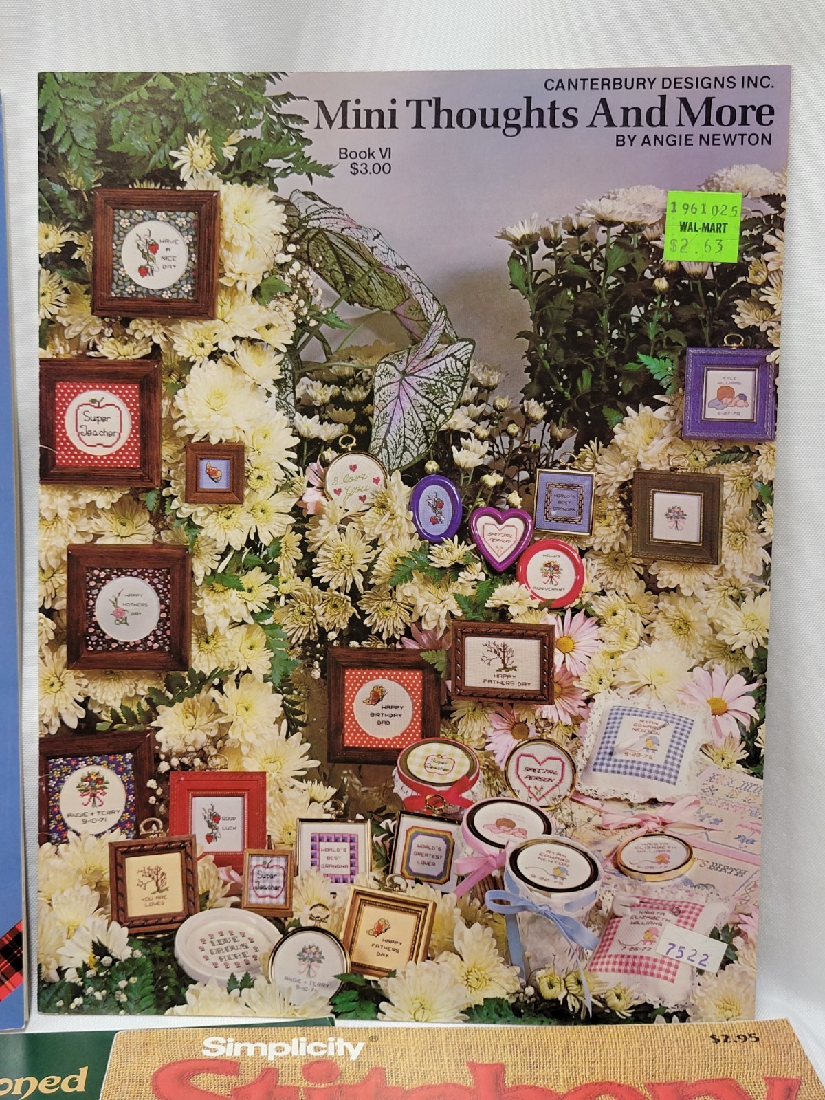 Lot Of 16 Crafting Patterns Projects Booklets Quilted Applique Hoops Sewing Vtg 