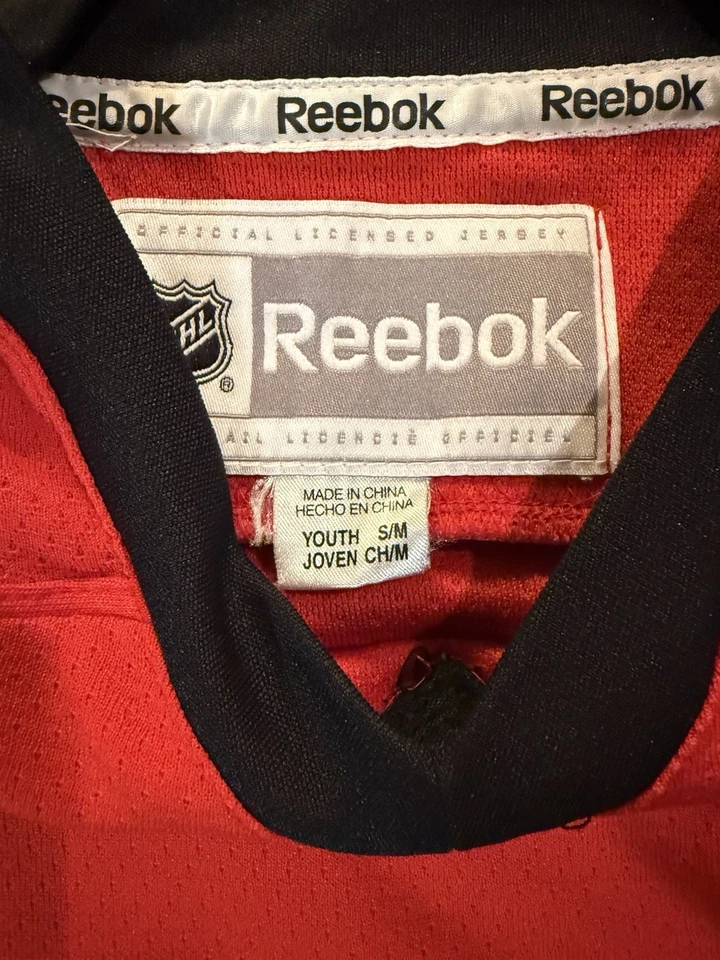 Reebok NHL Chicago Blackhawks #88 Patrick Kane Hockey Jersey Youth S/M Red - Image 2 of 4