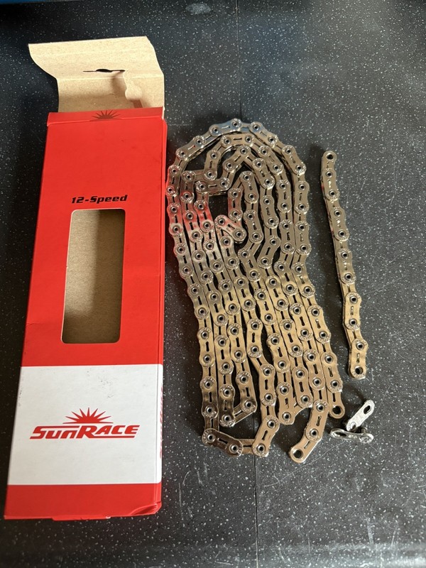 SunRace CN12X 12-Speed Flat Top Sram Shimano Compatible 126 Link Chain | Silver