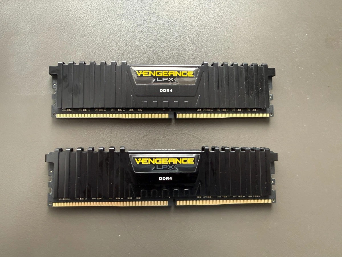 Preços baixos em Corsair DDR4 SDRAM 64 Gb de capacidade Total de