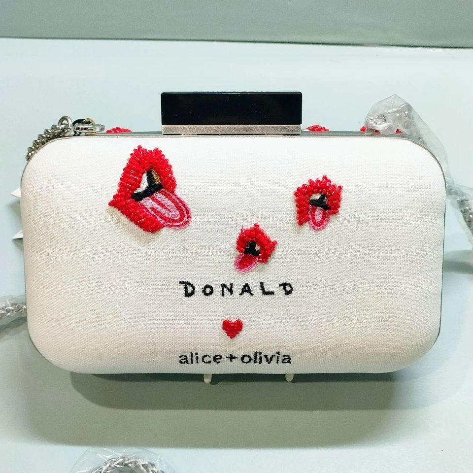 Bolso Bandolera Alice + Olivia X Donald Robertson Shirley Labios Rojos Foto 3 de 4