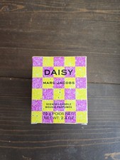 Marc Jacobs Daisy Scented Candle Bougie Parfumee 70g AUTHENTIC- Brand new*