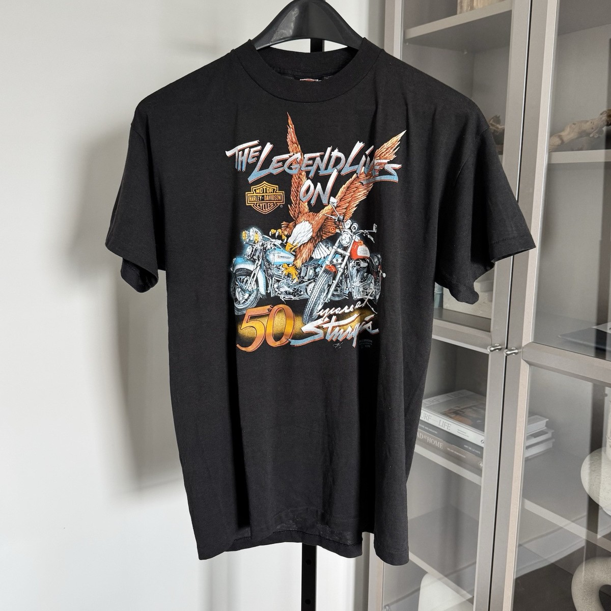 90s HARLEY DAVIDSON 3D EMBLEM TシャツUSA製 VTG Harley Davidson 1990 3D Emblem The Legend Lives On T-Shirt XL