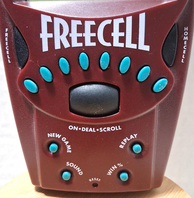 Freecell - Radica - Hand Held Electronic Game - Vintage - 1999 - Tested
