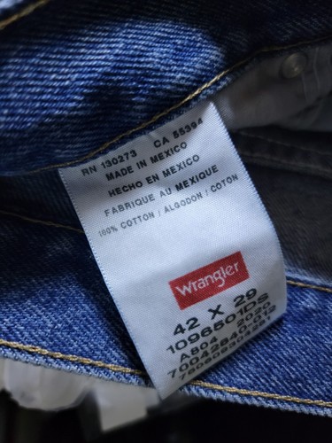 Wrangler Men's and Big Men's Regular Fit Jeans Size 42x29 Dark StoneWash - Picture 5 of 8