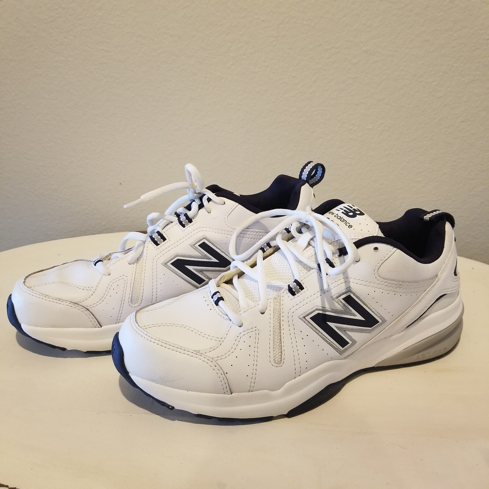 New Balance 608 White Navy Men’s 10 D Comfort Cross Trainer Sneaker Shoes