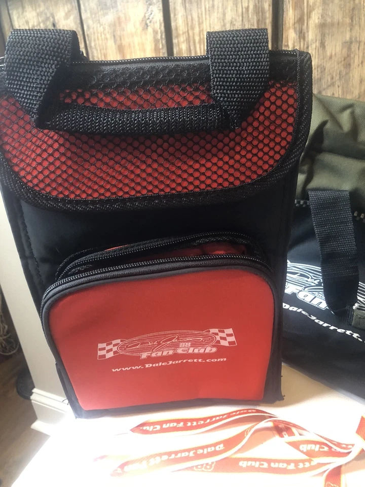 Imagen del club de fans de Dale Jarrett, bolsa de almuerzo, bolsa de lona y cuerdas para zapatos Foto 2 de 4
