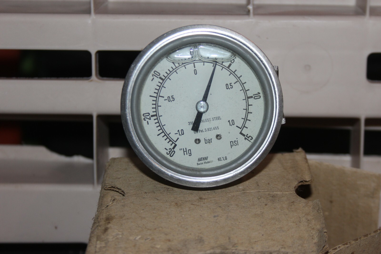 Haenni 30 to 16 bar Liquid Filled Bourdon Pressure Gauge Used eBay