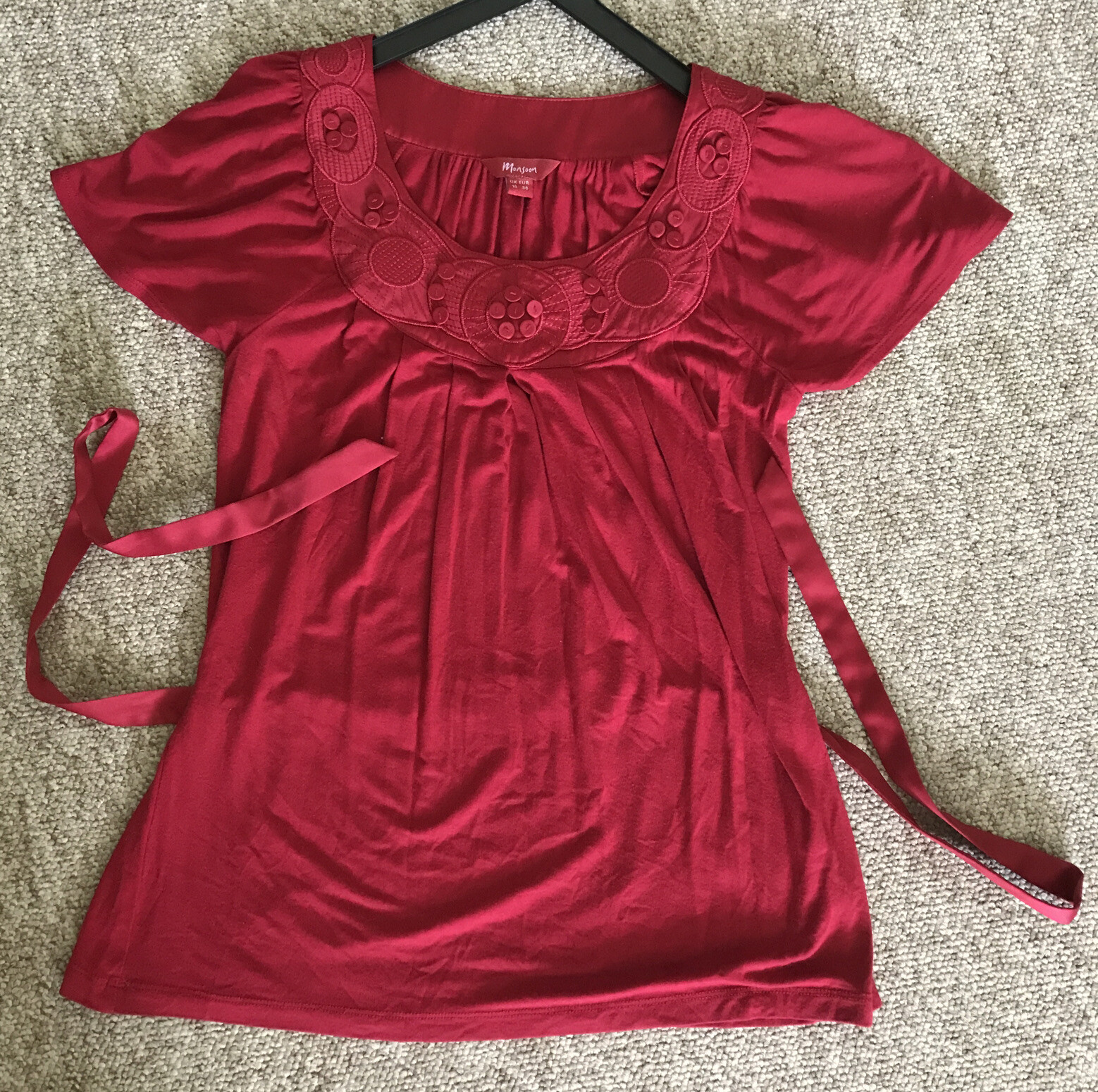 Picture 4 of 12