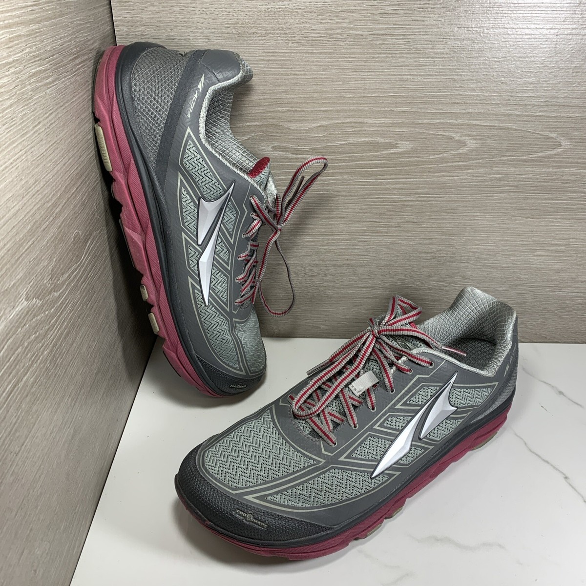 Altra Womens Sz 10 W Provision Running Shoes Zero Drop AFW1845F-2 Gray