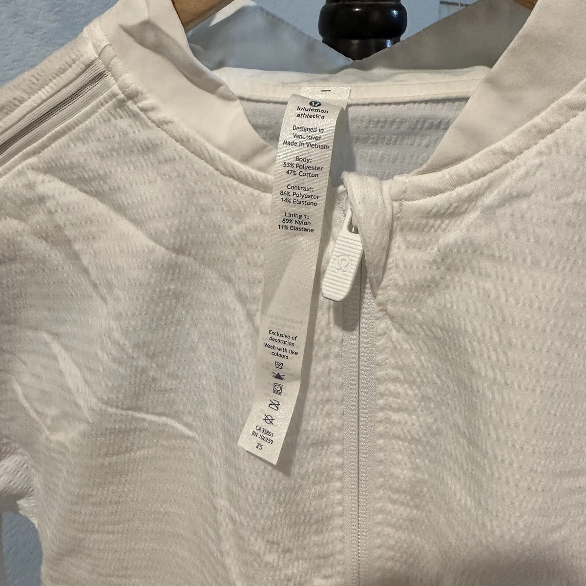 Lululemon pack shop light bomber