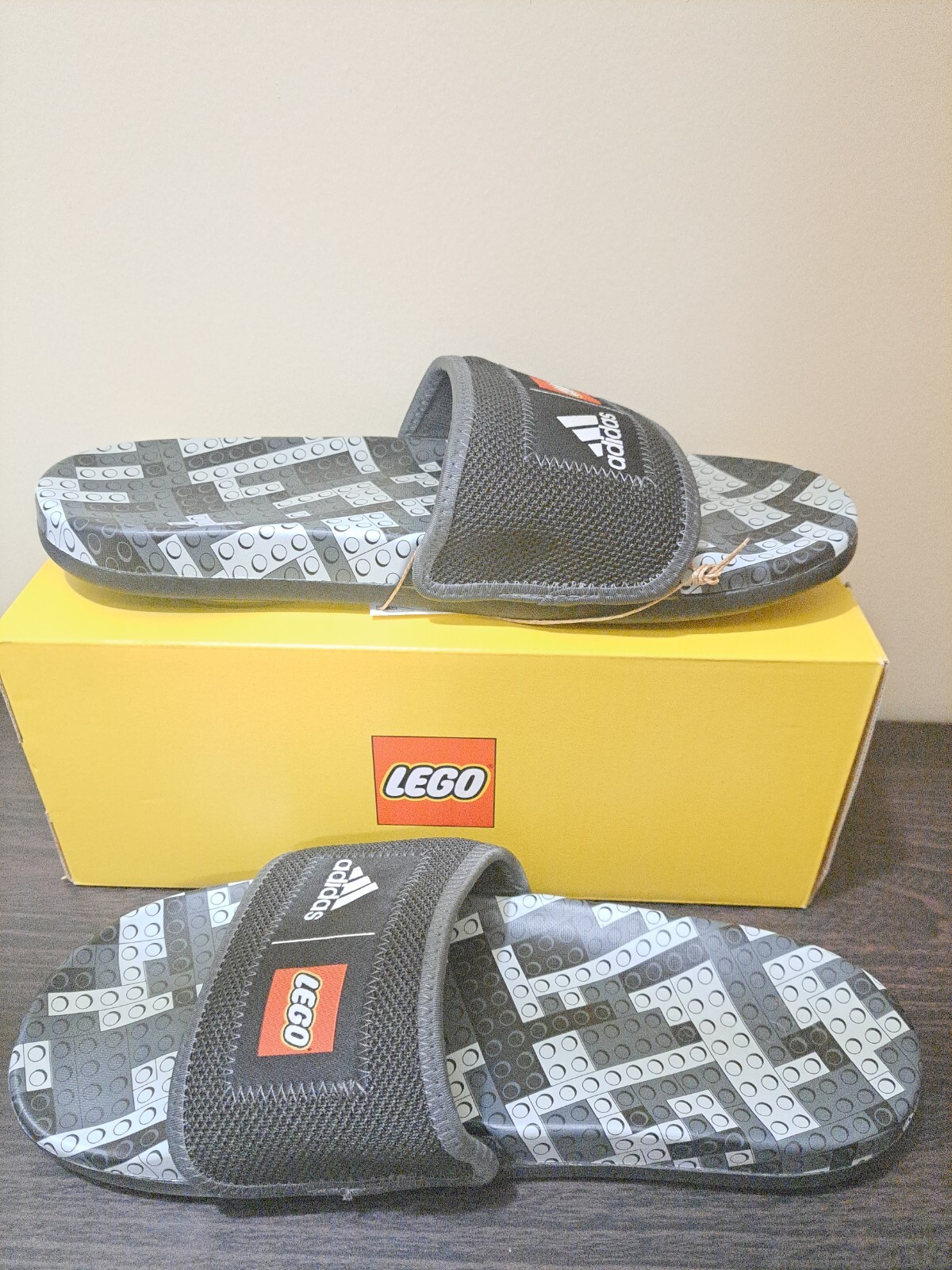 Adidas Adilette Comfort LEGO Slides Men's 8 Woman 9 Unisex GW0822 NEW!!!  195733041434 | eBay