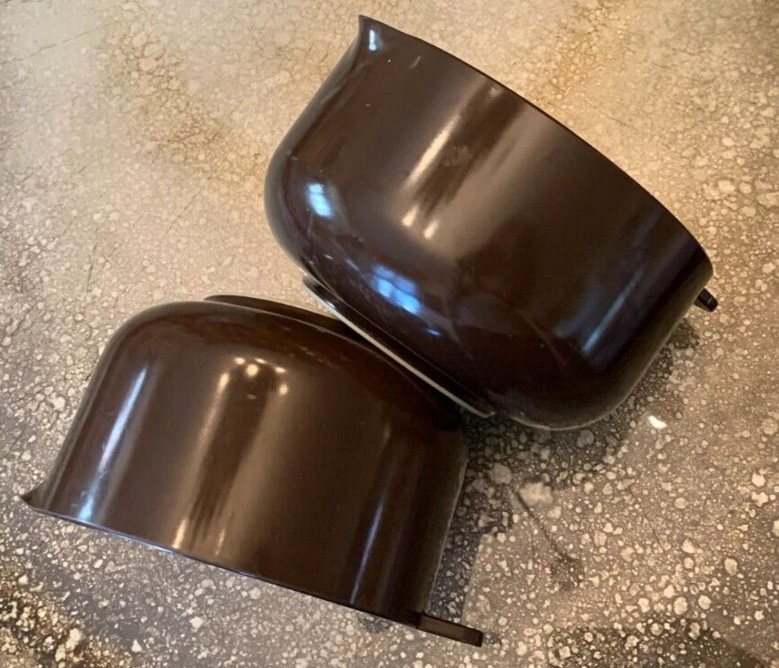 2 Vintage INGRID CHICAGO Mid-Century Brown Melamine Mixing Bowls Baking Bakers