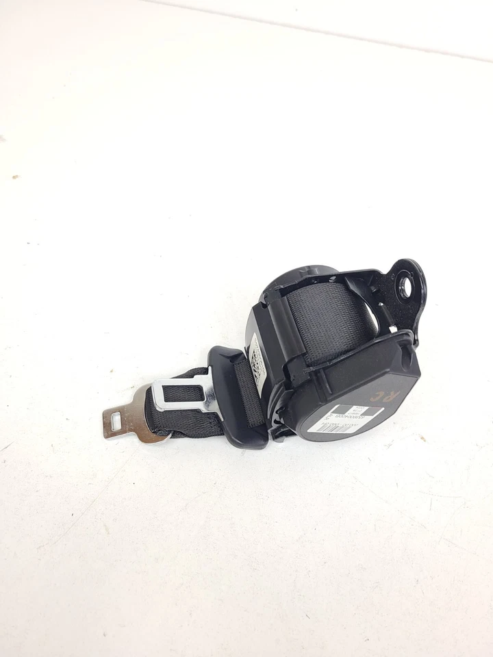 2017-2024 BMW 530I XDRIVE G30 ЗАДНИЙ ЦЕНТРАЛЬНЫЙ РЕМЕНЬ БЕЗОПАСНОСТИ ВТОРОГО РЯДА OEM - Изображение 2 из 4