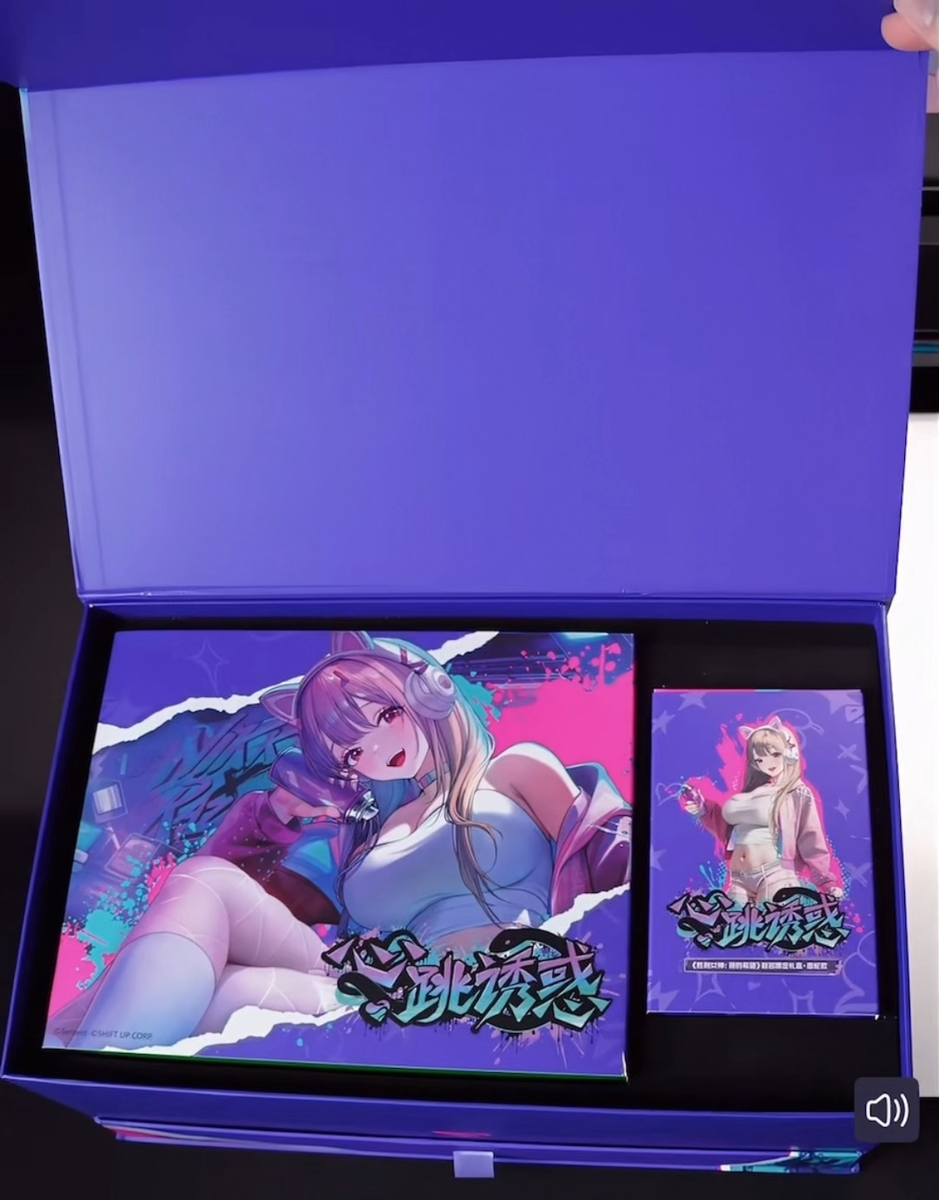 Razer x GODDESS OF VICTORY NIKKE Heartbeat Temptation Viper