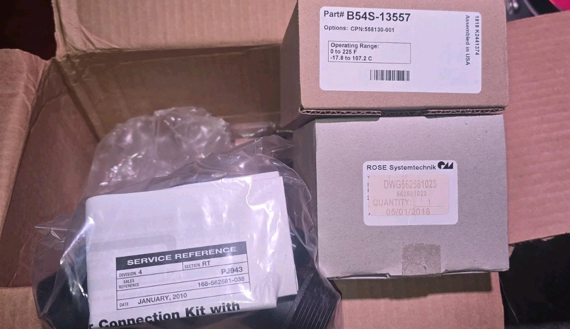 Chromalox Ambient-Sensing Heat Trace Thermostat Pipes UAS-394038 Thermal Devices