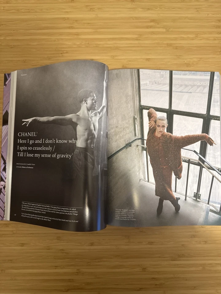 Another Magazine Issue 47 A/W24 Winona Ryder Mia Goth Phoebe Philo Holly Herndon Foto 2 de 4