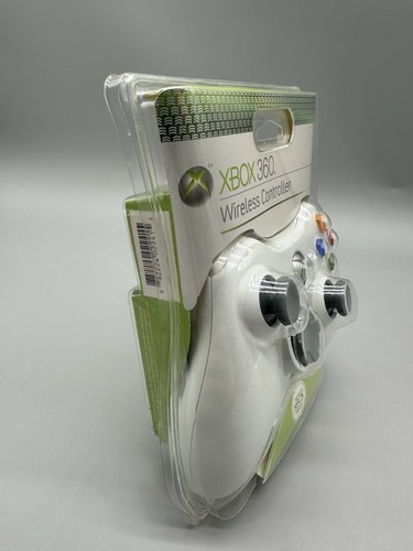 New Xbox 360 official factory sealed wired white controller - Picture 2 of 17