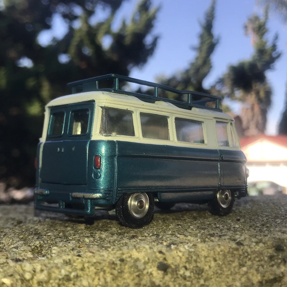 Corgi 479 Commer Bus 2500 Series - Image 3 of 4