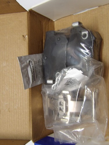 Wagner QS ZD537 Ceramic Disc Brake Pad Set New - Picture 6 of 12